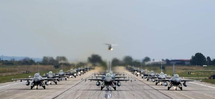 Israil’deki tarihi tatbikata BAE hava kuvvetleri komutani da katildi!