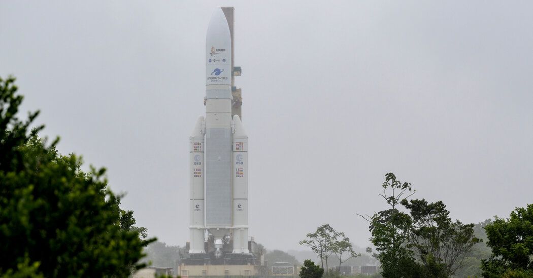 James Webb Teleskobu uzaya firlatildi: NASA canli yayinladi