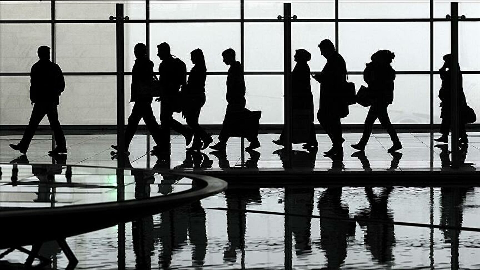 ABD'de uçuslar durduruldu: 2 bin 400 uçus iptal edildi!