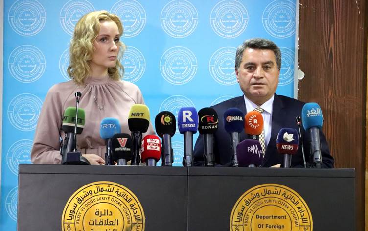 Rojava yönetimi, ISID’li aileden 8 çocugu Rusya’ya teslim etti