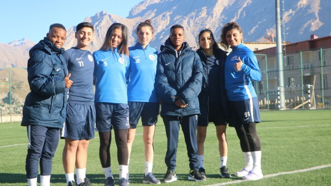 Hakkari kadin futbol takimina Afrika’dan üçüncü transfer