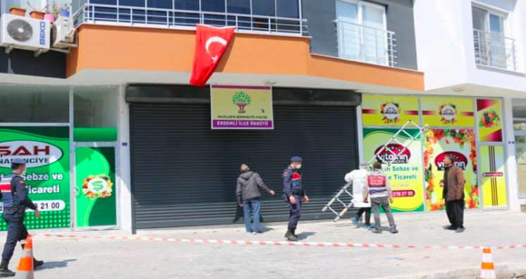 HDP Ilçe binasina silahli saldiri!