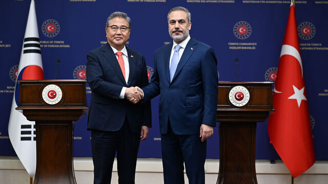 Hakan Fidan, Güney Koreli mevkidasiyla görüstü