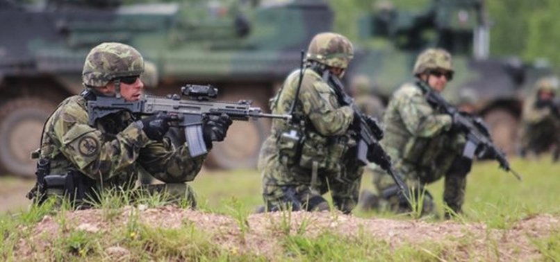 Sinira bin asker daha gönderiyorlar