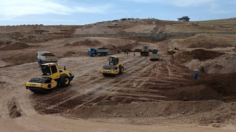 Duhok’ta 2 milyar dinar bütçeyle 4 yeni baraj yapiliyor