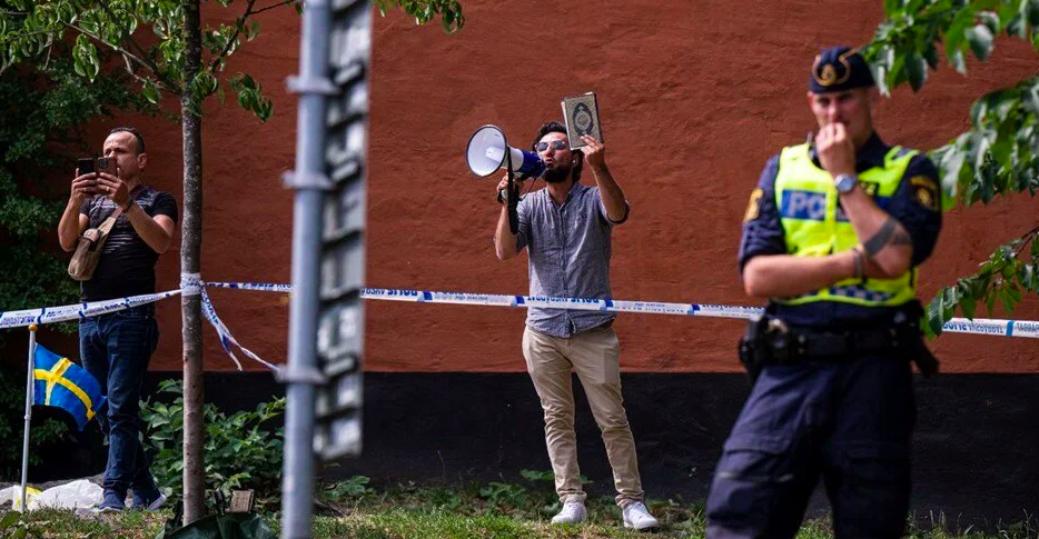 Kuran-i Kerim’i yakan kisi: Yeniden yakacagim!