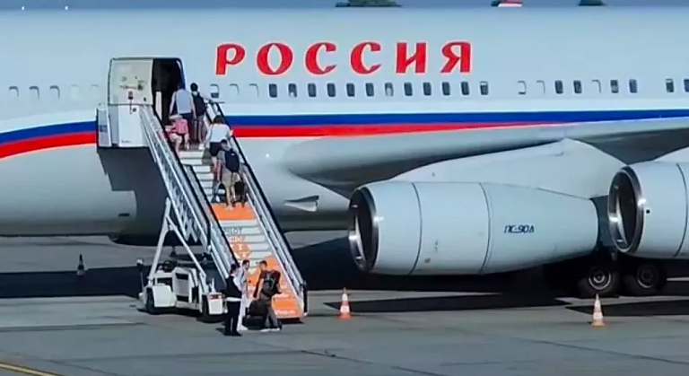 ‘O ülke’ 40 Rus diplomat ve büyükelçilik personelini sinir disi etti!