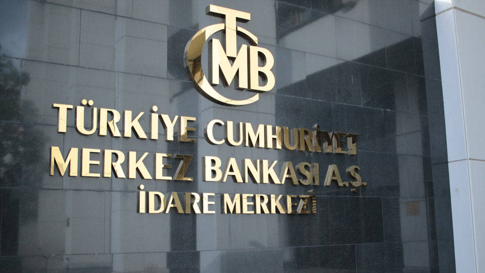 TCMB baskan yardimcilari görevden alindi