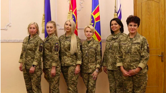 Ukrayna'nin kadin kahramanlari: 5 bin kadin asker cephede!