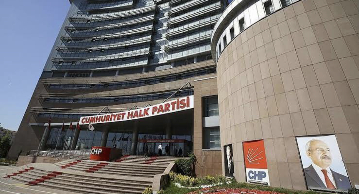 CHP’li belediyelere operasyon