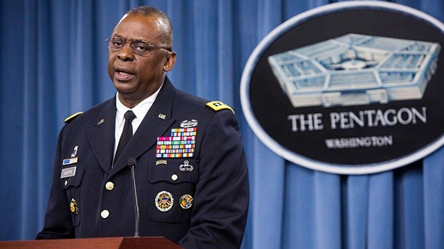 Wezîrê Parastinê yê Amerîkayê: Me qedexeyên çekan li ser 'wî welatî' ferz nekirin