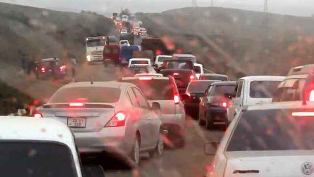 Ermeniler Karabag'i terk ediyor!