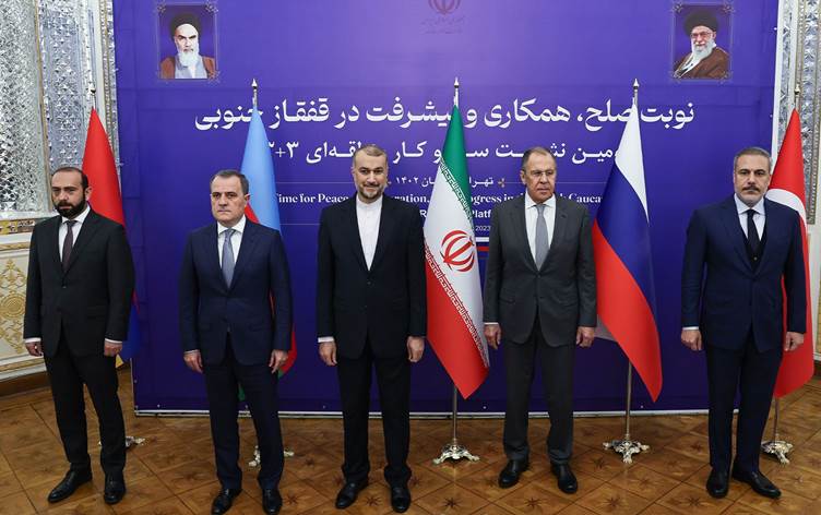 Lavrov: Türkiye’den Israil-Filistin konusunu somutlastirmasini istedim