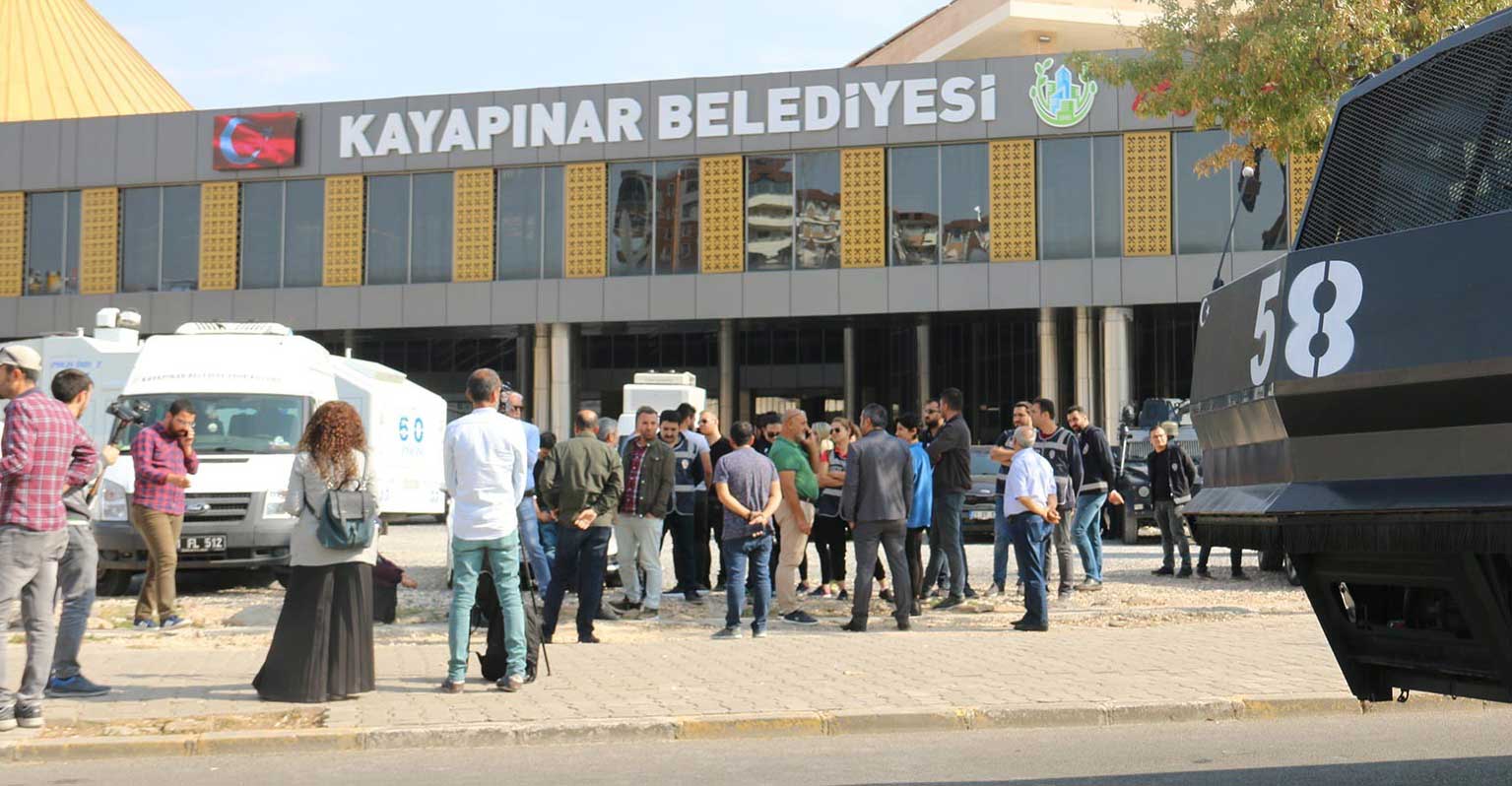 Baglar'in ardindan bu defa Kayapinar! Diyarbakir'da yolsuzluk iddiasi!