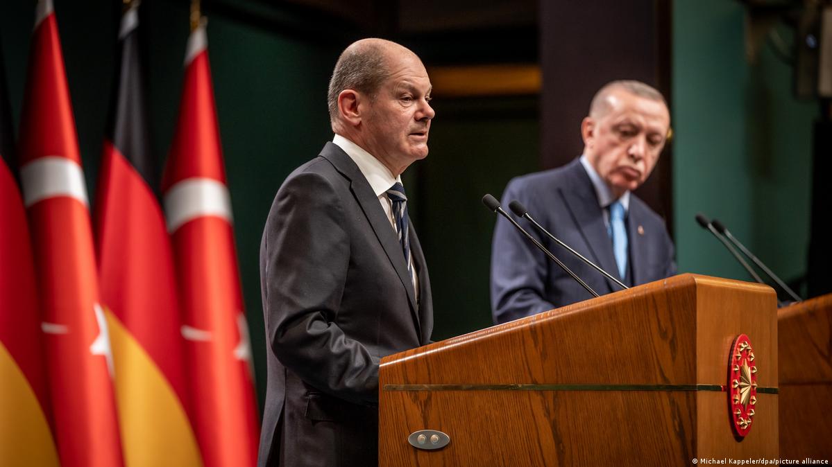 Görüsme öncesi atmosfer gergin! Scholz: Erdogan'in sözleri saçma!