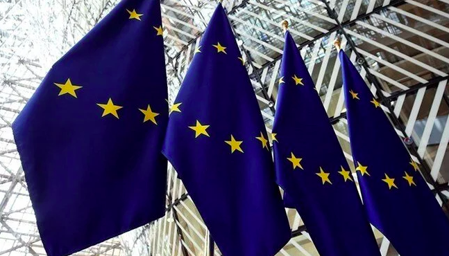 Endamên Yekîtiya Ewropayê li ser peymana nû ya penaber û koçberan li hev kirin