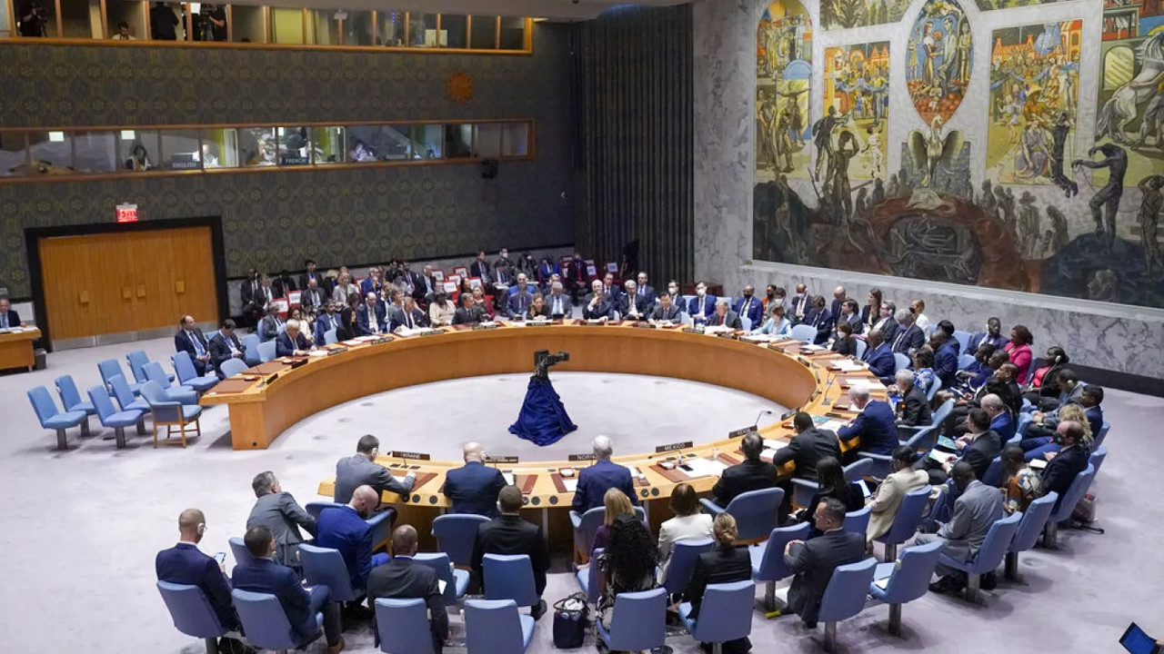 BMGK, Irak ve Suriye'ye yönelik saldirilarini görüsmek üzere toplanacak