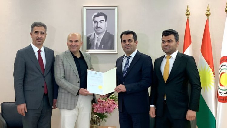 Kürt doktordan gurur verici basari