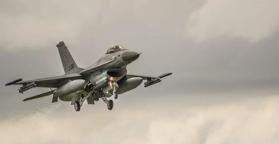 Hollanda Kiev’e daha fazla F-16 taahhüdü verdi