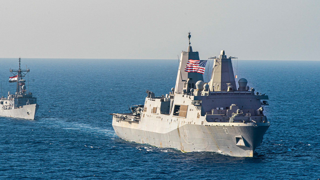 ABD'den Husilere ait hedeflere karsi saldiri!