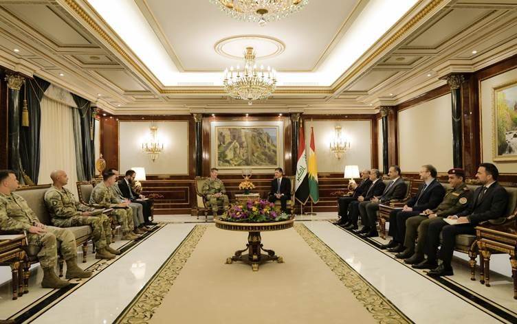 Neçirvan Barzani, Uluslararasi Koalisyonun Komutanini kabul etti