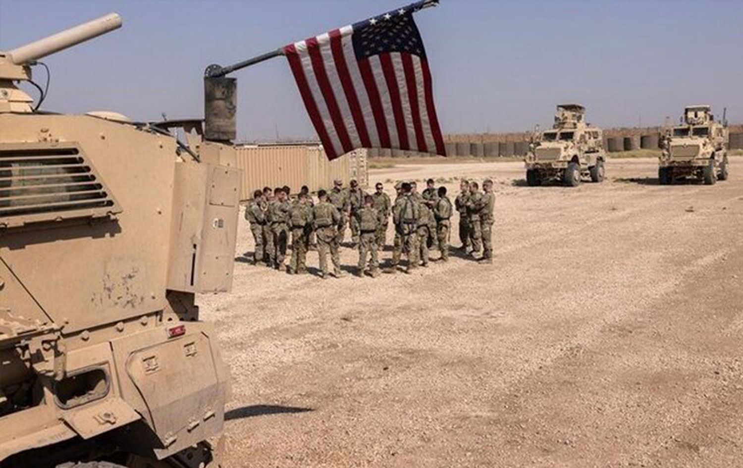 Li naverasta Sûriyê êrîsî hêzên Amerîkî kirin