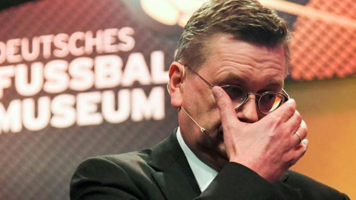 Futbolun zirvesinde istifa depremi