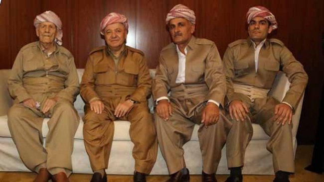 Baskan Barzani, Ölümsüz Lider Barzani’nin mücadele arkadaslariyla bir araya geldi