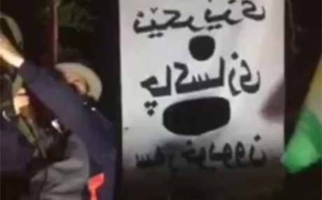 Canli yayinda Kürt partilere seslenerek intihar etmeye kalkisti!