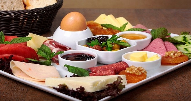 Kahvalti yapmamak kalbe zarar veriyor!