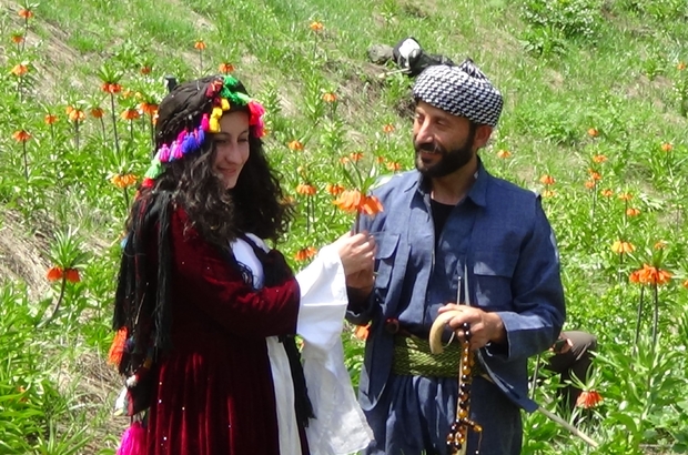 Kürtçe sarkilar ile Hakkari’de doga yürüyüsü etkinligi