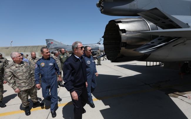 Akar’dan Rojava ve Idlib açiklamasi: Geregi yapilacak