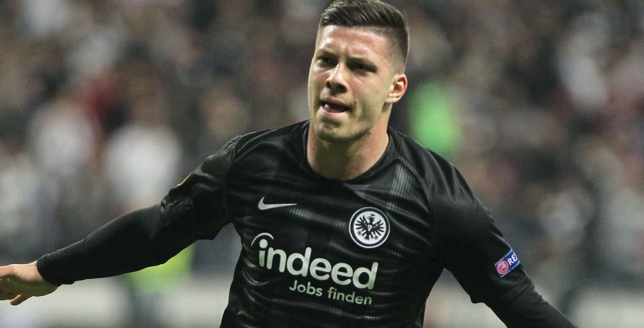 Real Madrid 21 yasindaki yildizla sözlesme imzaladi