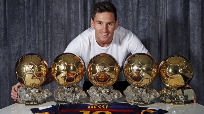 “Ballon d’Or için favorim Messi”