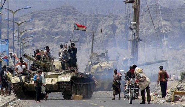 Koalisyon, Iranli militanlarin füze depolarini imha etti