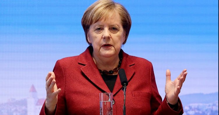 Angela Merkel’den ‘Bagimsiz Kürt Devleti’ açiklamasi