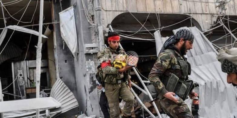 Efrin: ÖSO halkin mallarina el koydu, sokaga çikma yasagi ilan etti!