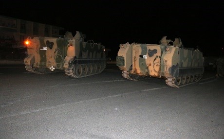 Türkiye’den Rojava sinirina askeri sevkiyat
