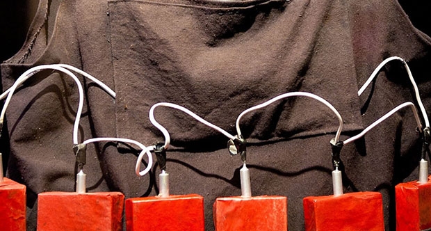 Urfa’nin islek caddesinde canli bombali bir kisi yakalandi!