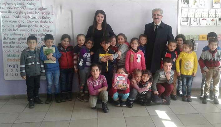 Okul müdüründen ögretmene: Kürtçe seçmeli ders de olsa Kürtçe konusamazsin