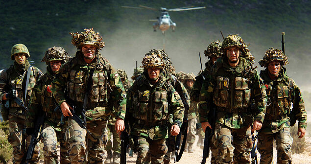 ئەمریکا کەل و پەلی سەربازی و نیزامی خۆی لە ٣ بنکەی قەتەری یەوە بۆ ئۆردون ڕاگواست