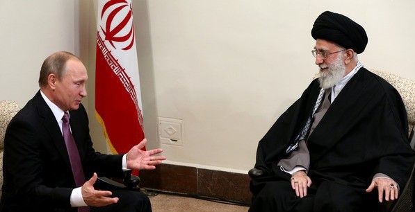 عەلی خامنەیی ڕابەری باڵای ئێران هەڵوێستی خۆی بەرامبەر شەڕی ئۆکراین گۆڕی