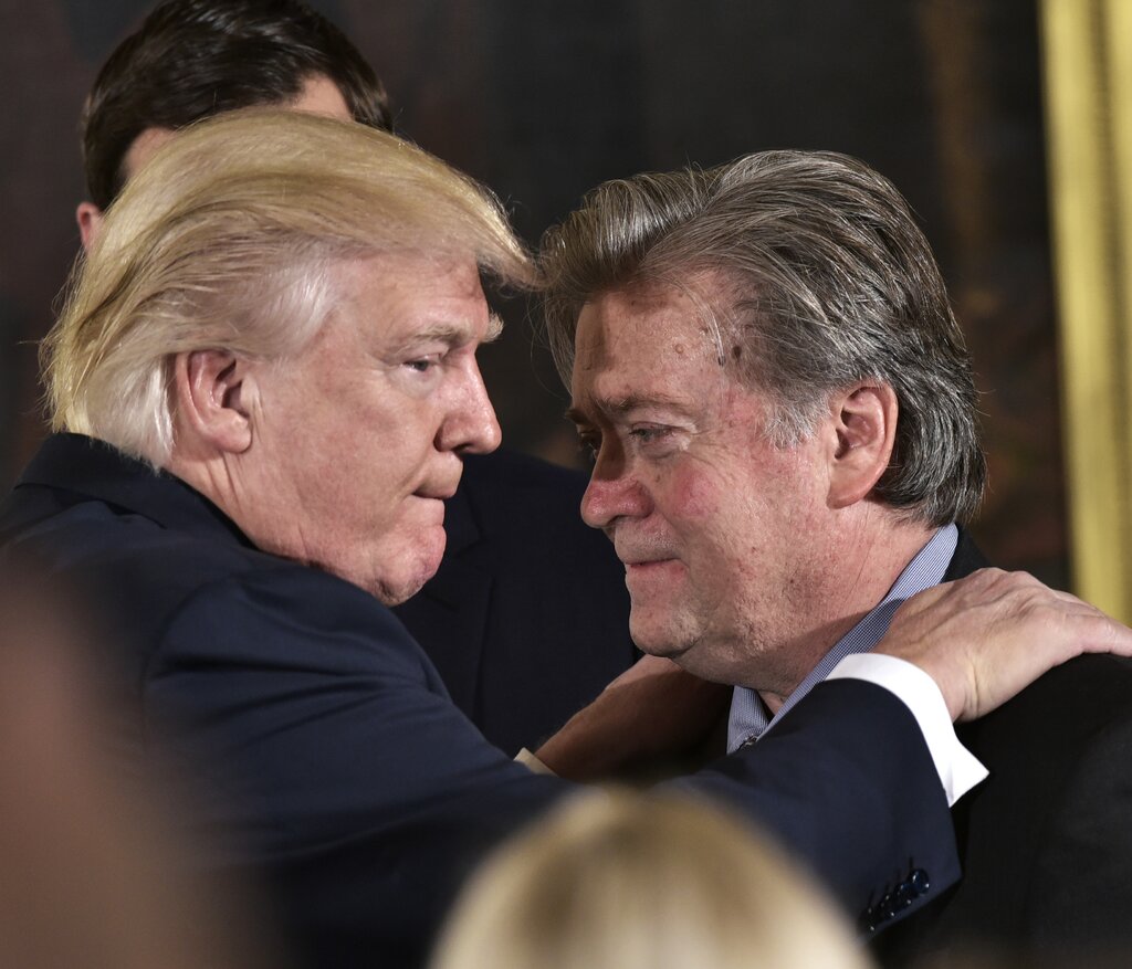 ڕاوێژکاری پێشووی ئەمنییەتی نەتەوەیی ترامپ بە تاوانی فەساد ماڵی دەست بەسەرکرا