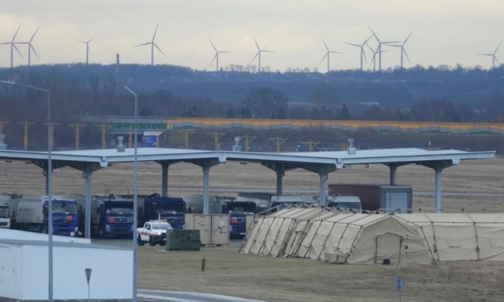 ئەمریکا هێزی سەربازی ڕەوانەی پۆڵەندا کرد