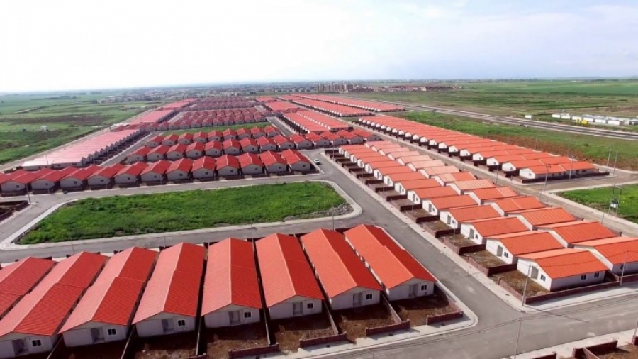 بەپەلە   ...  بە بڕیاری ئەنجوومەنی وەزیران خانووەکانی گوندی کۆری وەردەگیرێتەوە !!! بزانن بۆ چی  ؟؟؟