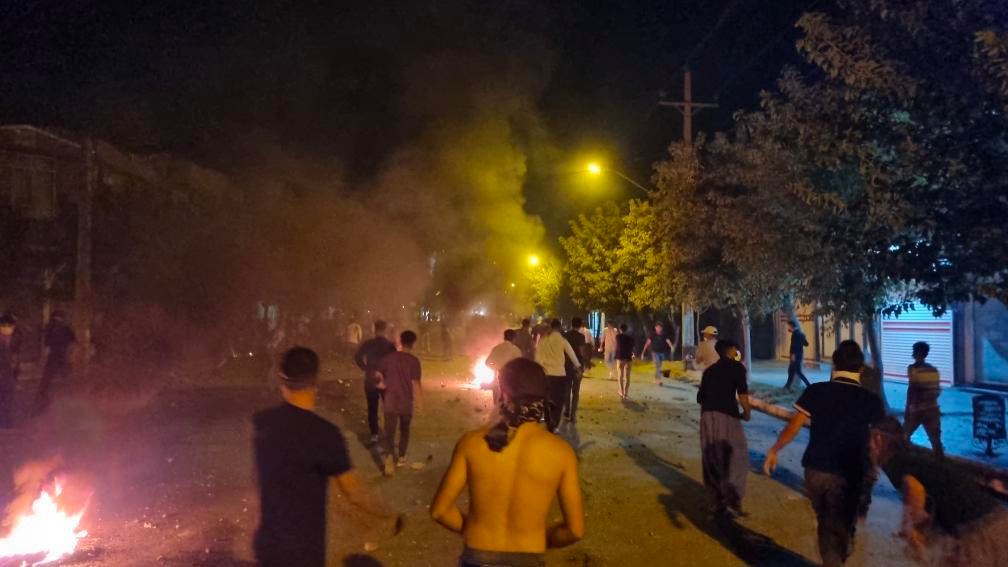 تا ئەمڕۆ لە خۆپیشاندەکان دژی کوژرانی ژینا، حەوت کەس کوژراون و 450 کەس بریندار بوون، زیاتر لە 500 هاوڵاتیش دەستگیرکراون"