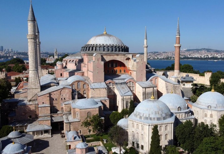 وەزیری دەرەوەی ئەمریکا سەبارەت بە ئەیاسۆفیا داواکارییەک ئاراستەی تورکیا دەکات