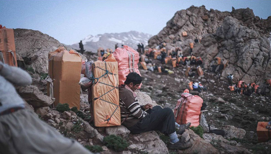 مانگی ڕابردوو لە ڕۆژهەڵاتی کوردستان ٣٠ کۆڵبەر کوژراون یان برینداربوون