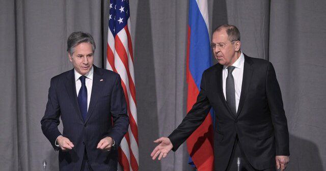 بلینکن : مۆسکۆ گفتۆگۆگەلی دیپلۆماتیکی خۆی دەست پێبکات