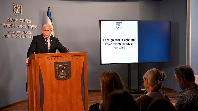 یائیر لاپید سەرۆکوەزیرانی ئیسرائیل : ووڵاتانی ڕۆژئاوایی مێزی ووتووێژە ئەتۆمییەکە لەگەڵ ئێران بەجی بهێڵن